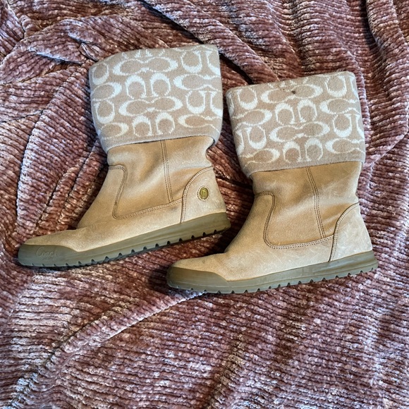 Coach Tatum suede boots with box. Size 7. - Picture 5 of 10